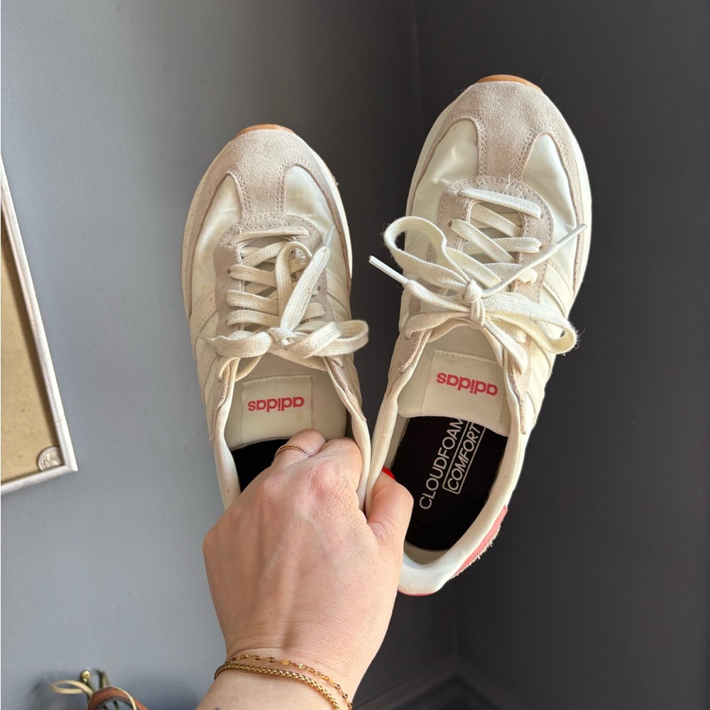 @lorajost Adidas Women's Off-White Sneakers